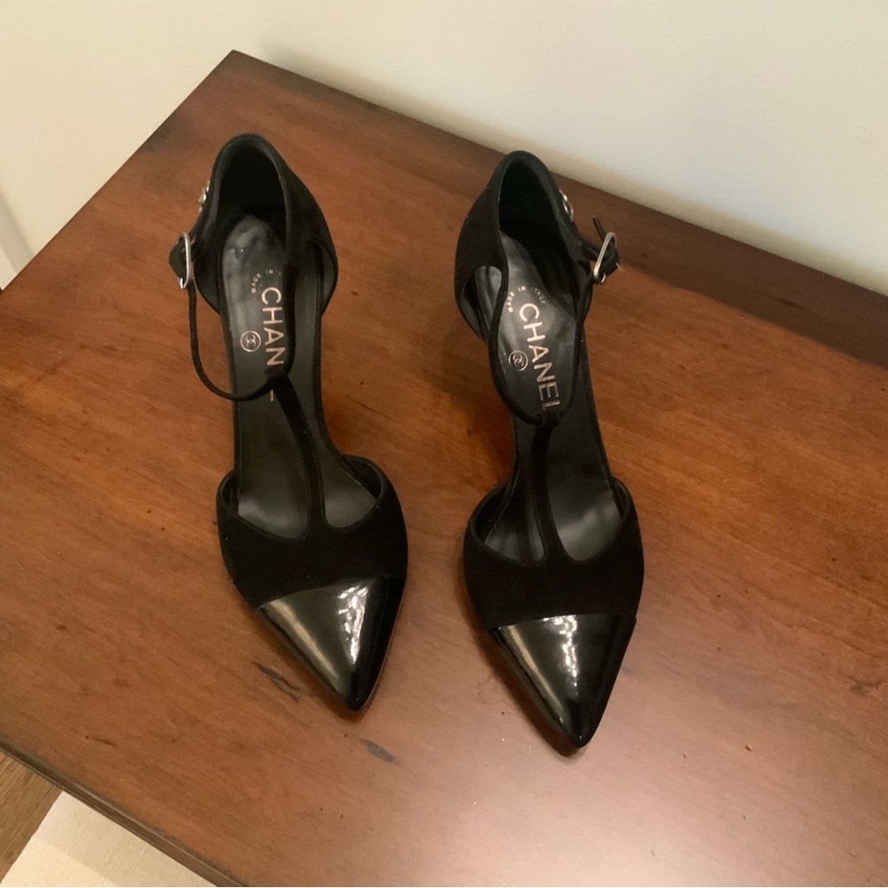 CHANEL Black Heels